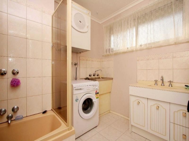 2/36 Ladd Street, Watsonia VIC 3087