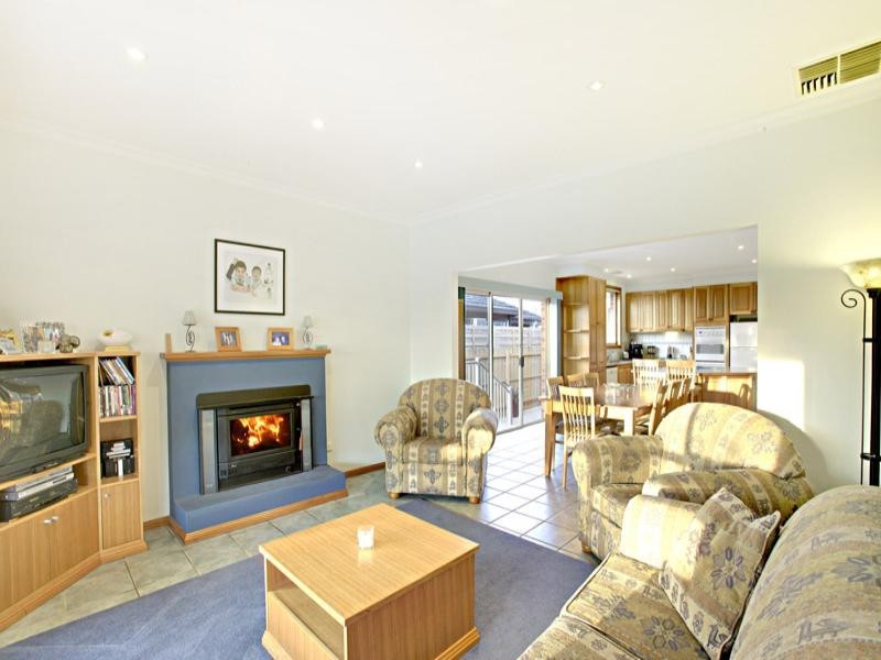 403 Edgars Road, Lalor VIC 3075