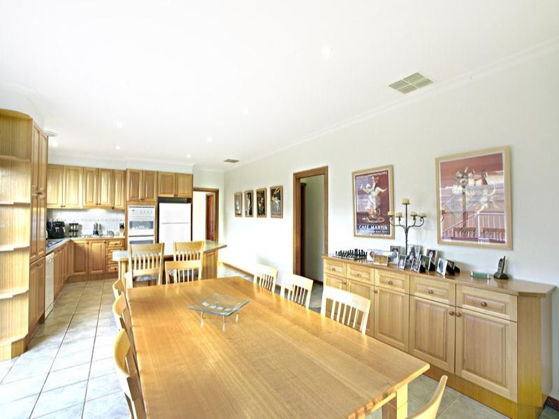 403 Edgars Road, Lalor VIC 3075