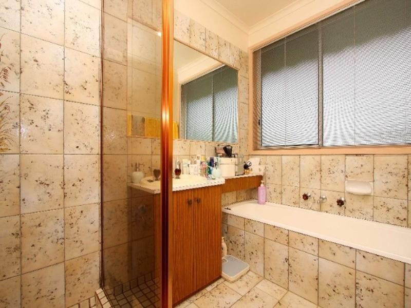 28 Cumberland Crescent, Thomastown VIC 3074