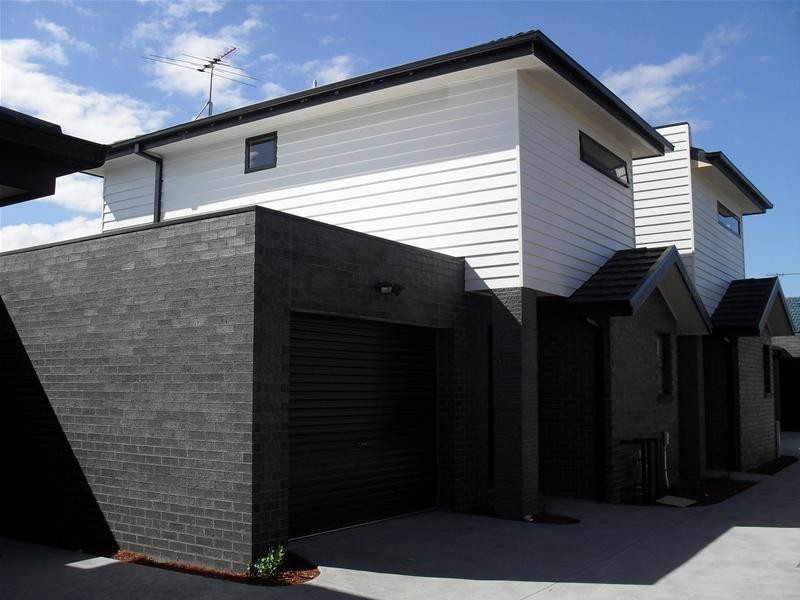 2/34 Dunne Street, Kingsbury VIC 3083