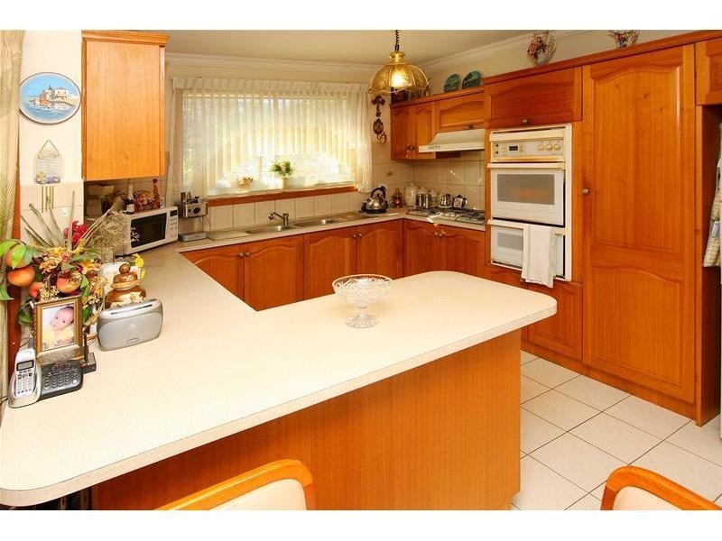 142 Barry Road, Thomastown VIC 3074