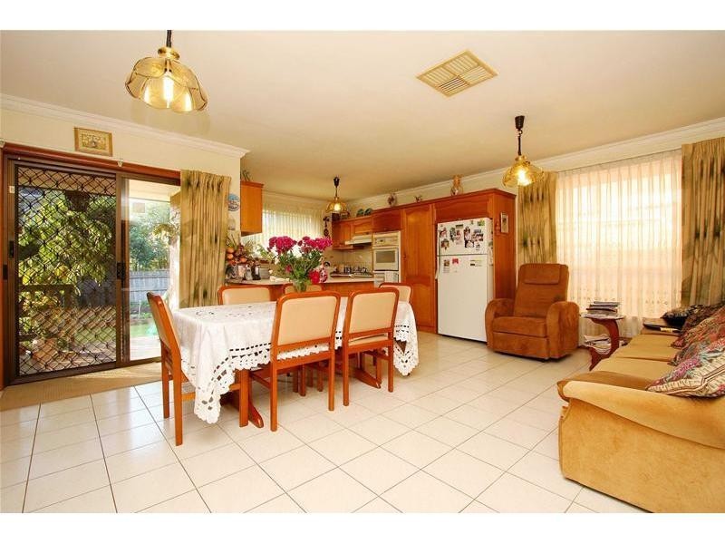 142 Barry Road, Thomastown VIC 3074