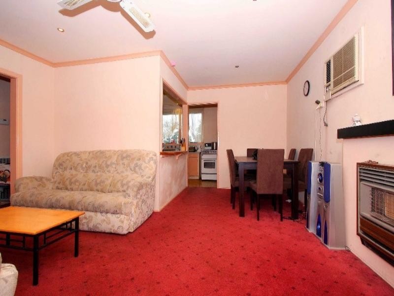 8 Bowral Court, Bundoora VIC 3083