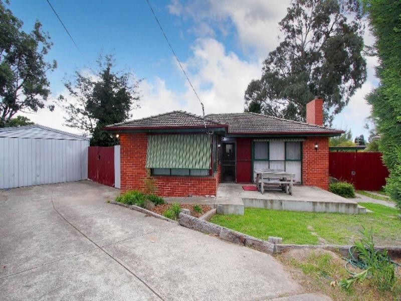 8 Bowral Court, Bundoora VIC 3083