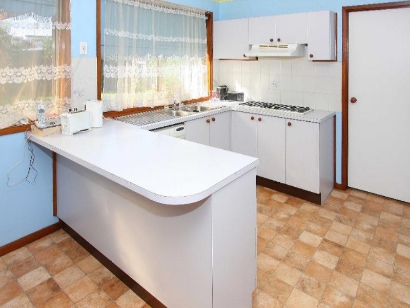 8 Emmerson Court, Mill Park VIC 3082