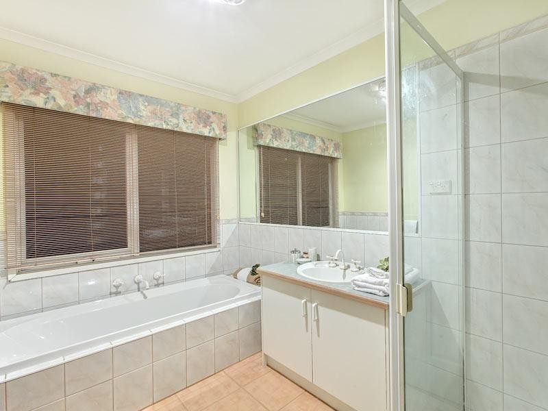 5 Silverdale Rise, Bundoora VIC 3083