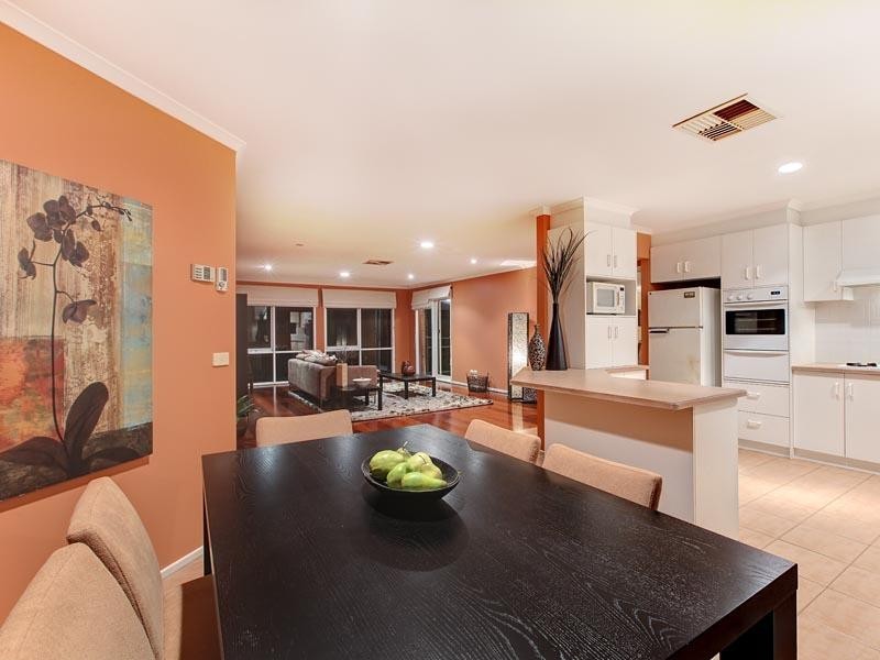 5 Silverdale Rise, Bundoora VIC 3083