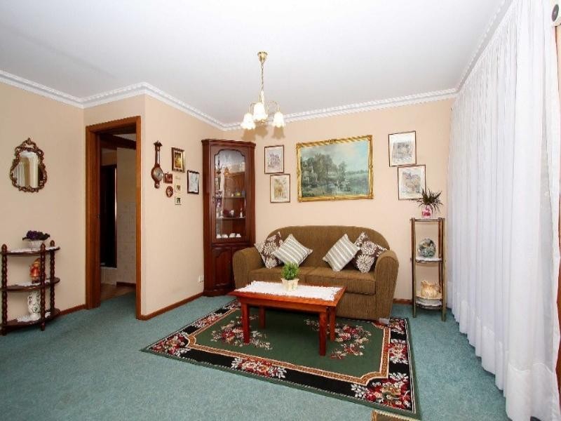 2/37 Warwick Road, Greensborough VIC 3088