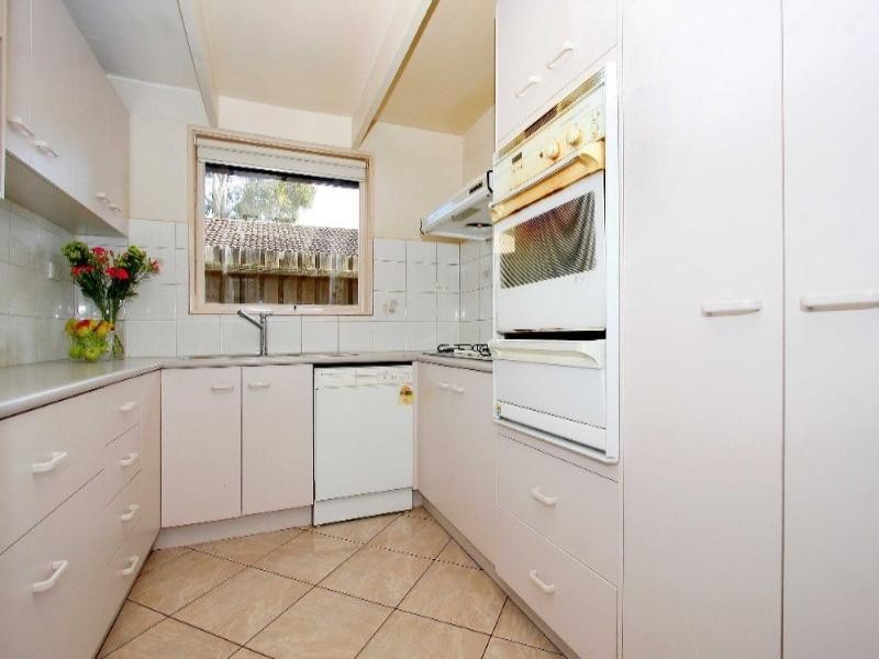 9 Sandhurst Crescent, Bundoora VIC 3083