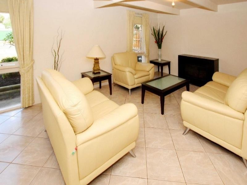 9 Sandhurst Crescent, Bundoora VIC 3083