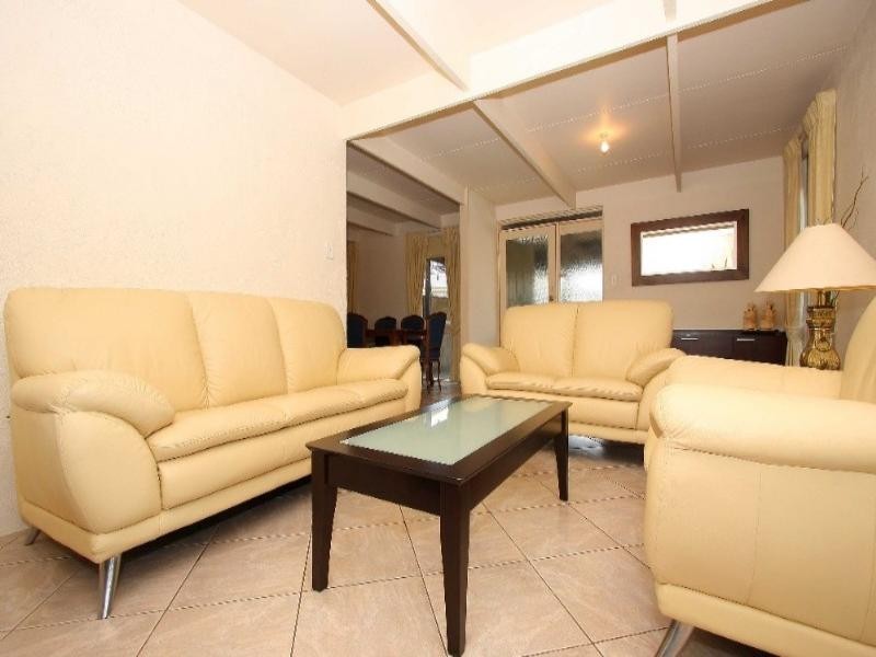 9 Sandhurst Crescent, Bundoora VIC 3083