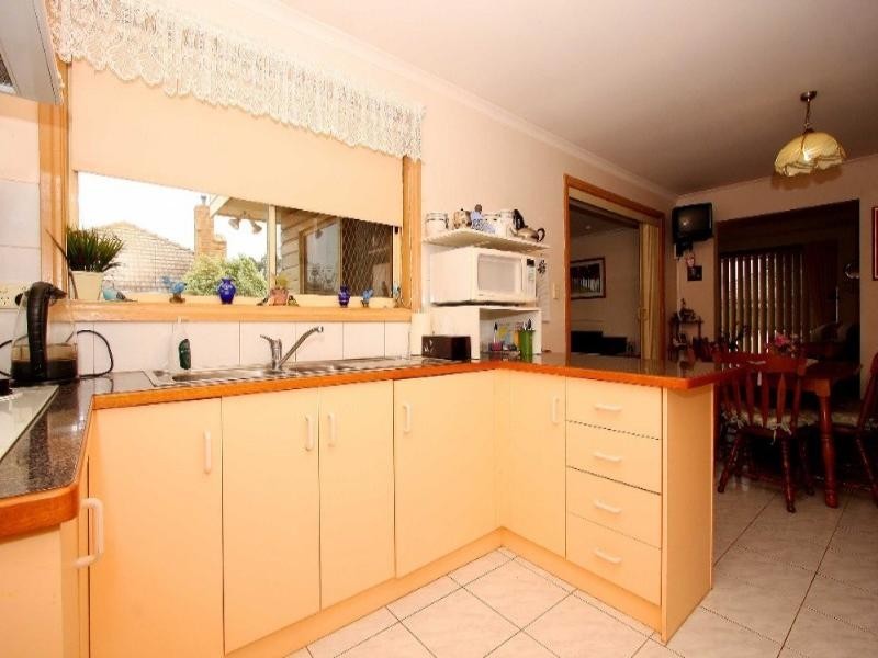 1A Cash Street, Kingsbury VIC 3083