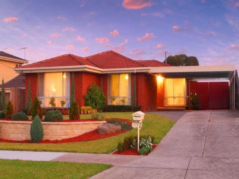 11 Kurrajong Crescent, Watsonia North VIC 3087