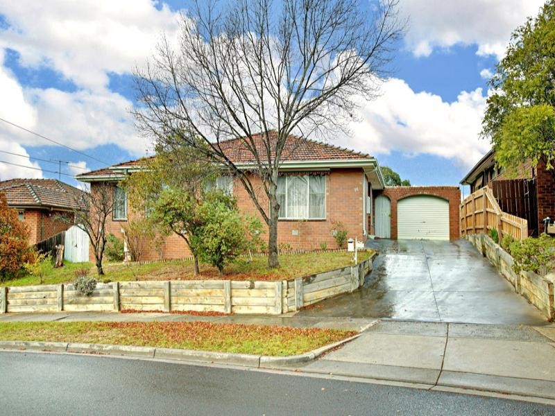 16 Lincoln Street, Watsonia North VIC 3087