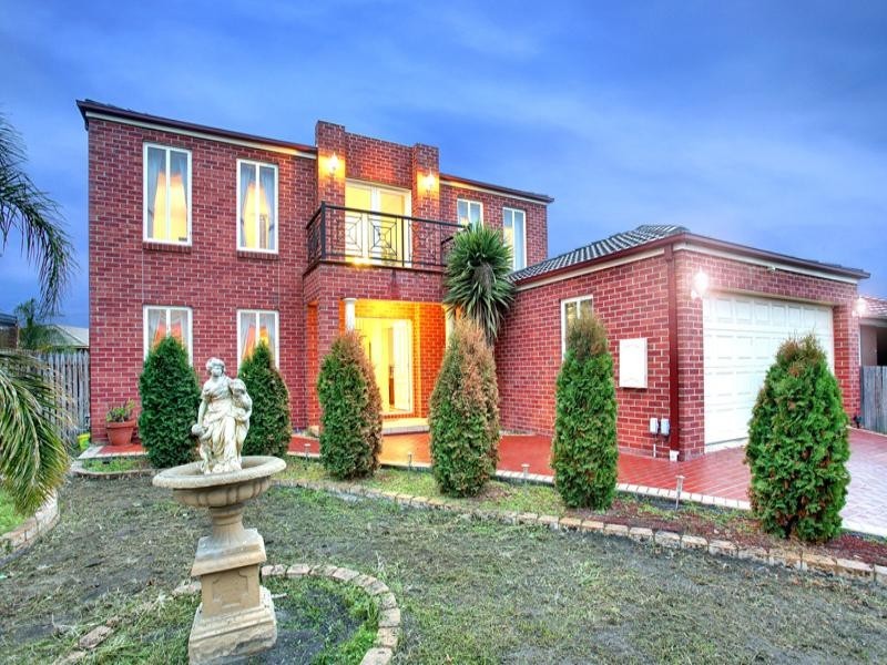 5 Garden Grove Drive, Mill Park VIC 3082