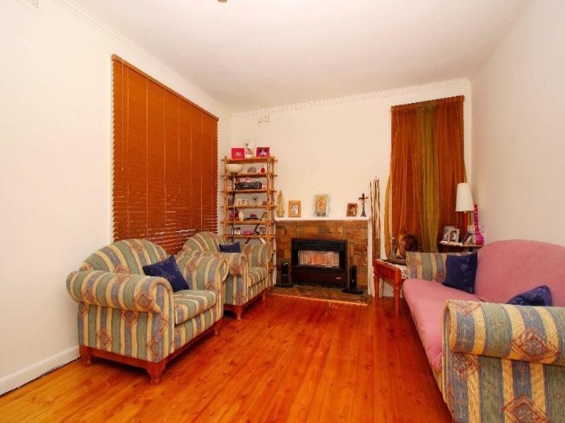 7 North Crescent, Heidelberg West VIC 3081