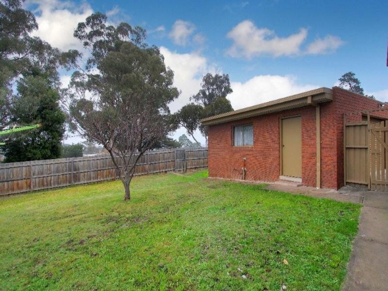 29 Janet Crescent, Bundoora VIC 3083