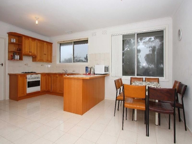 29 Janet Crescent, Bundoora VIC 3083