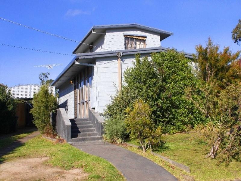 38 Ibbottson Street, Watsonia VIC 3087