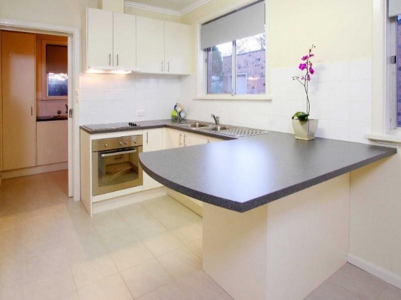 1/30 Lambourn Road, Watsonia VIC 3087