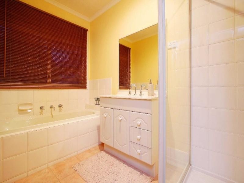 7 Springwood View, Bundoora VIC 3083