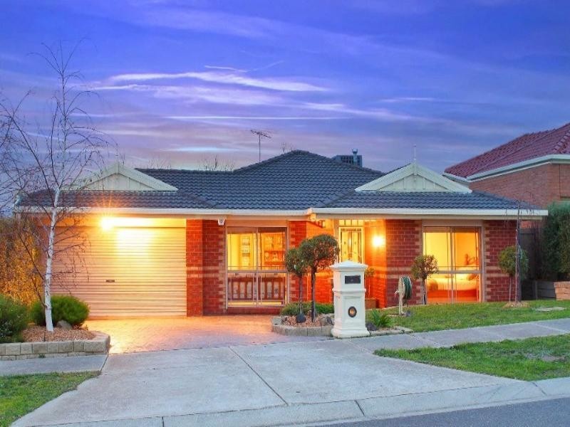 40 Stillman Drive, Mill Park VIC 3082