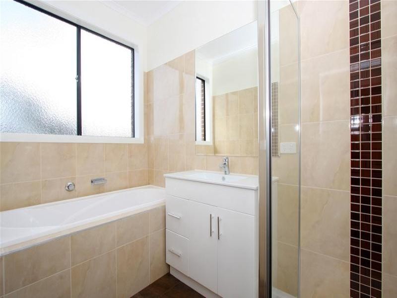 109 Vincent Drive, South Morang VIC 3752