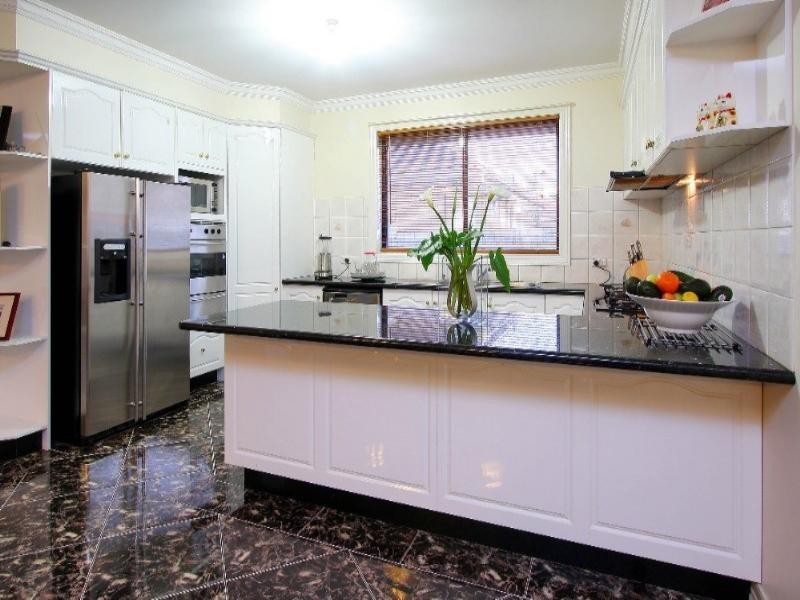 62 Dunne Street, Kingsbury VIC 3083