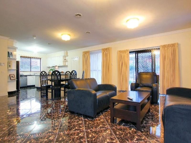 62 Dunne Street, Kingsbury VIC 3083