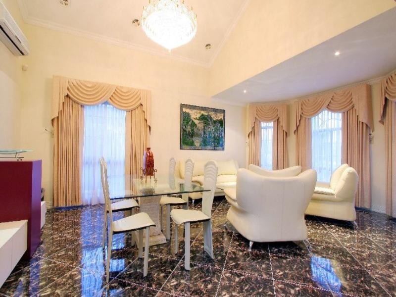 62 Dunne Street, Kingsbury VIC 3083