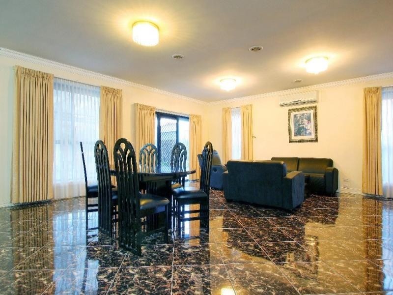 62 Dunne Street, Kingsbury VIC 3083