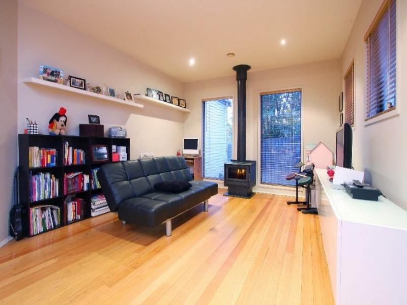 1 Woodlands Grove, Bundoora VIC 3083