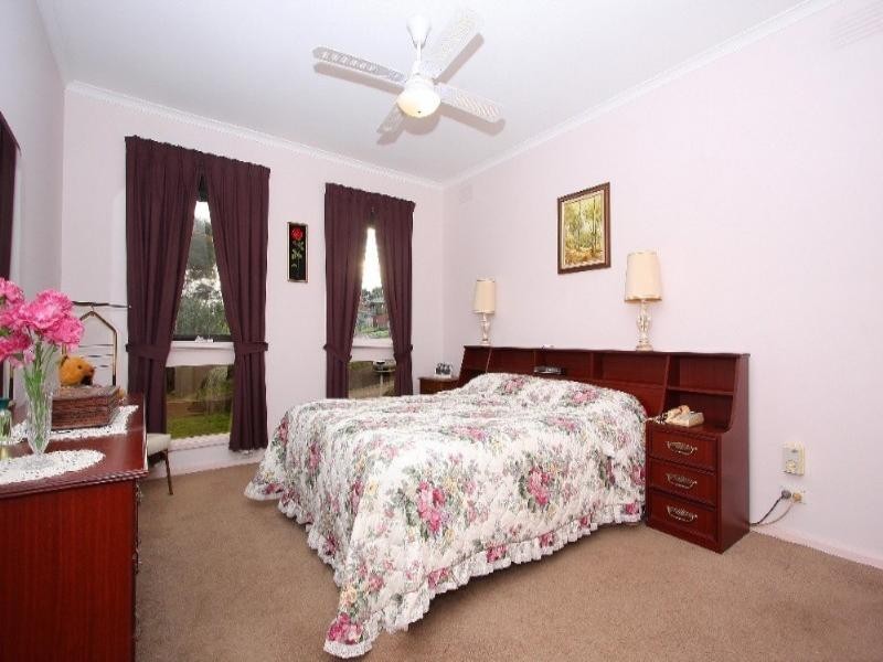 35 Warrenwood Place, Bundoora VIC 3083