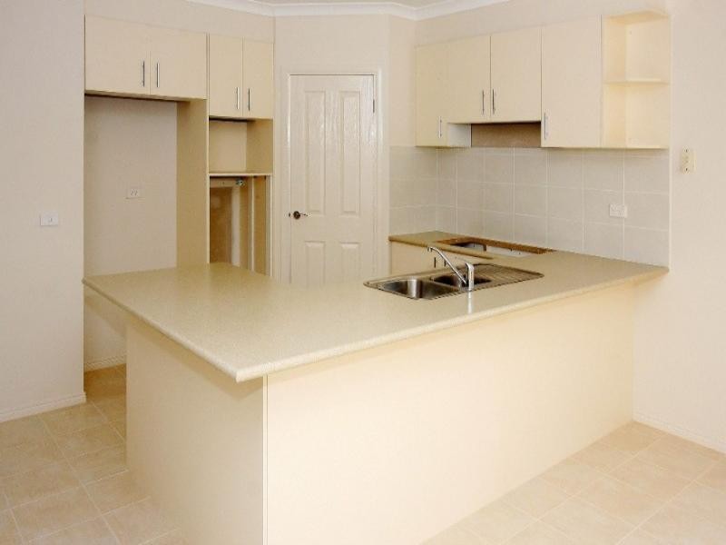 15 Hamlet Street, Greensborough VIC 3088