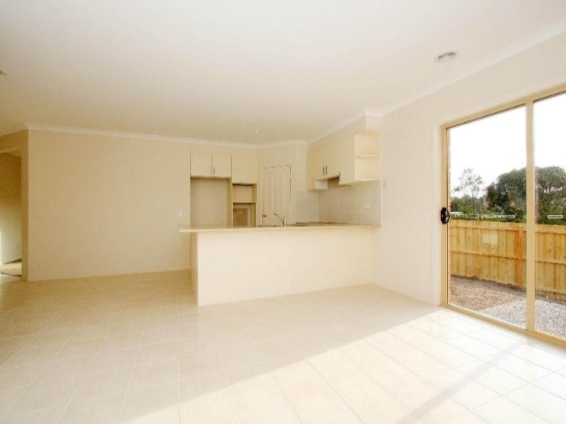 15 Hamlet Street, Greensborough VIC 3088