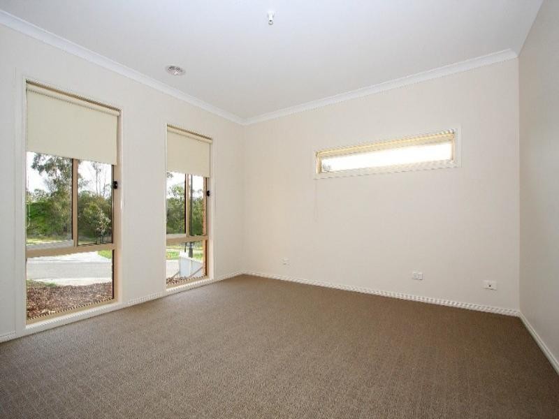 15 Hamlet Street, Greensborough VIC 3088