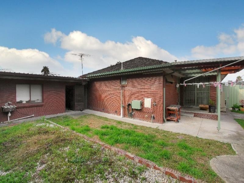 145 Cabernet Crescent, Bundoora VIC 3083