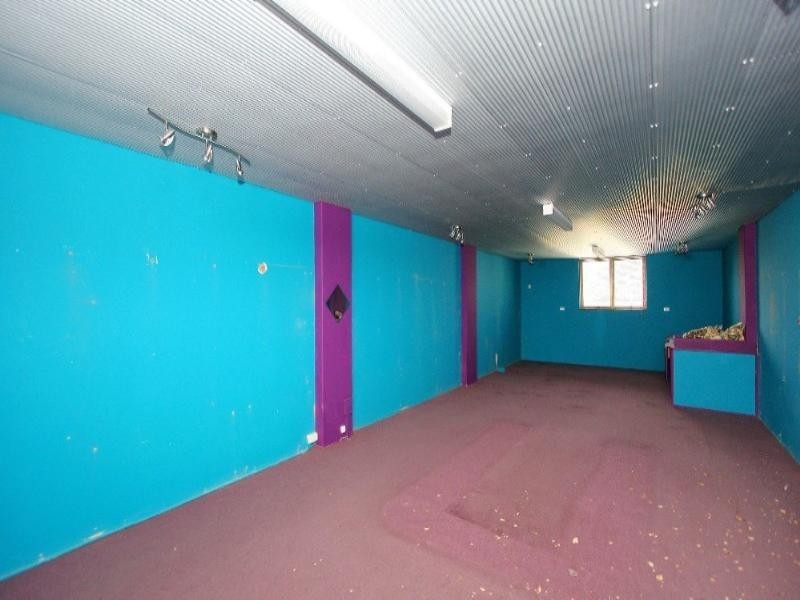 6 Main Street, Greensborough VIC 3088