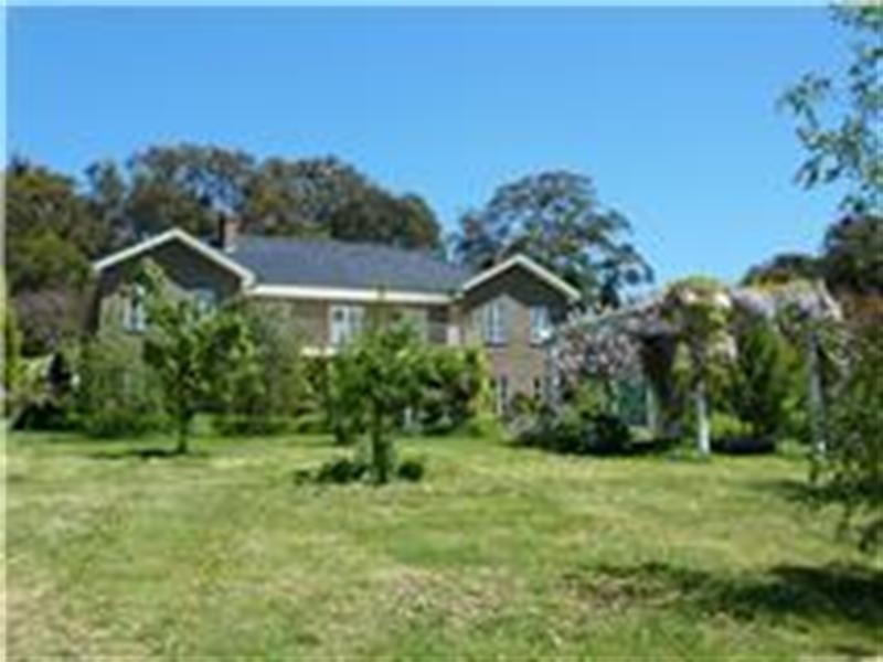 100 Seventeenth Avenue, Eden Park VIC 3757