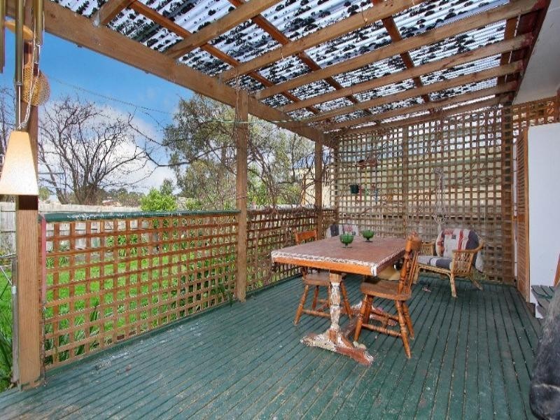 105 Orchard Grove, Blackburn South VIC 3130