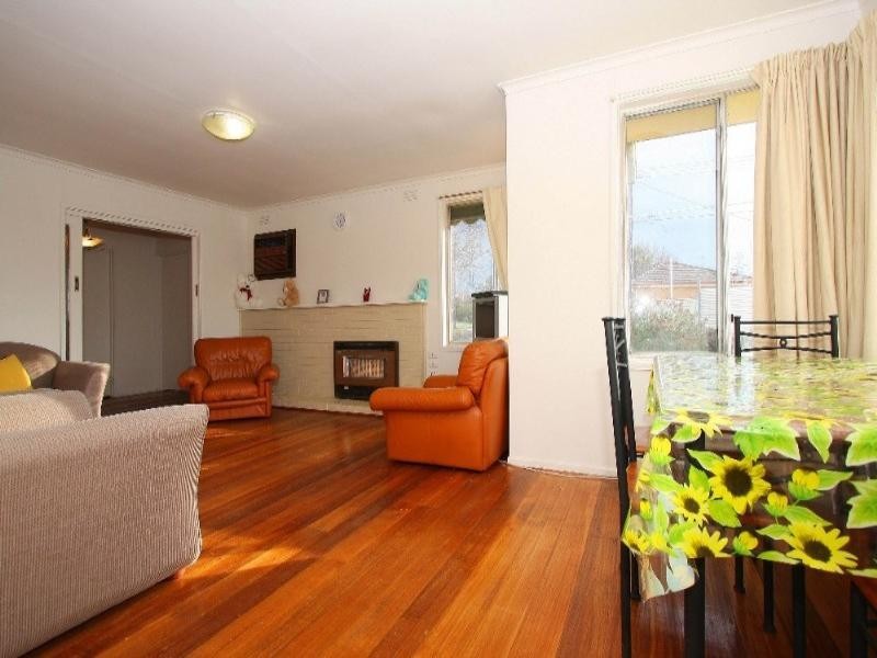 4 Murragong Avenue, Bundoora VIC 3083