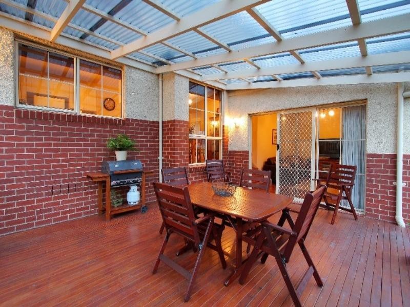 1/7 Myrtle Court, Watsonia North VIC 3087