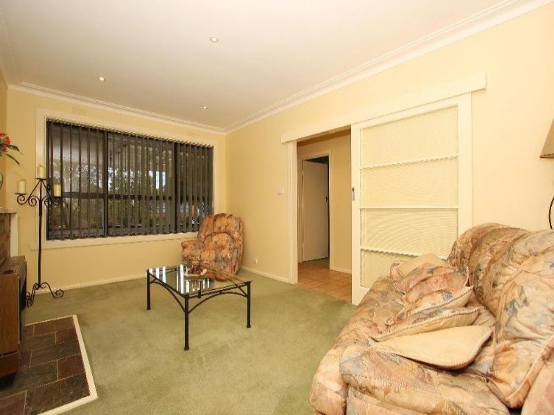 6 Eagle Avenue, Kingsbury VIC 3083