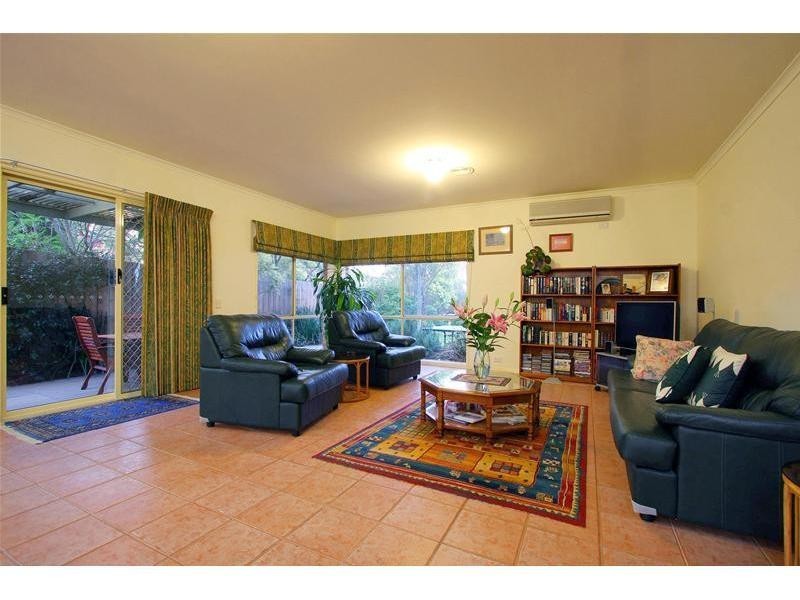 13 Castlereagh Place, Watsonia VIC 3087