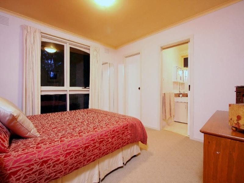 269 Bolton Street, Eltham VIC 3095