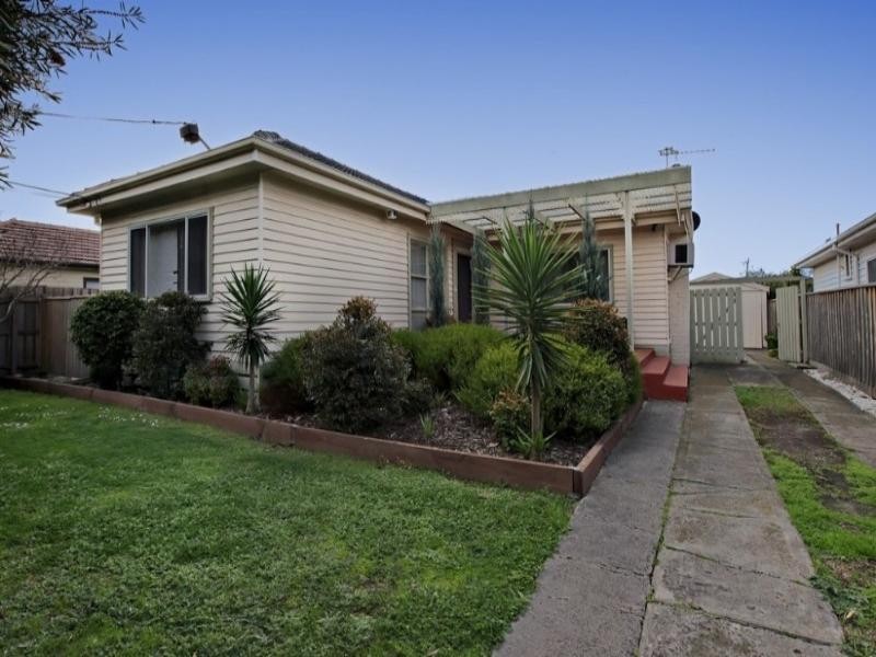 29 Bradshaw Street, Kingsbury VIC 3083