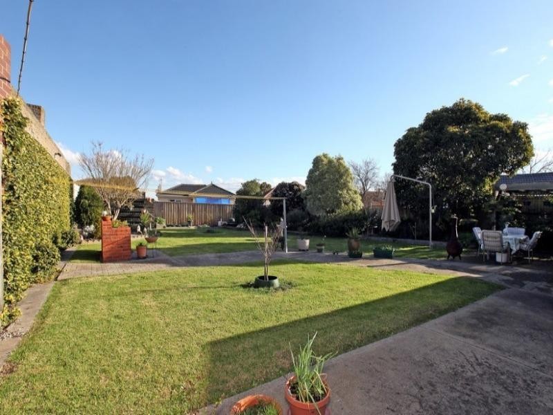 29 Bradshaw Street, Kingsbury VIC 3083