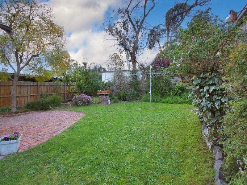 29 Devonshire Road, Watsonia VIC 3087