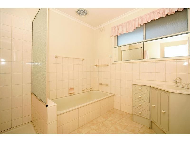 9 Ashdown Court, Bundoora VIC 3083